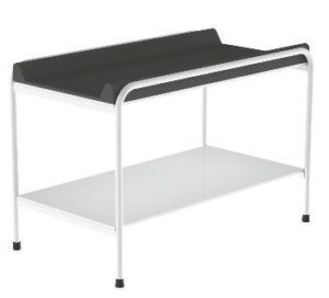 MESA DE VESTIR BEBÉS